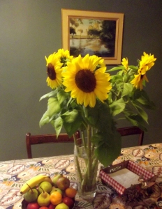 vase-of-sunflowers
